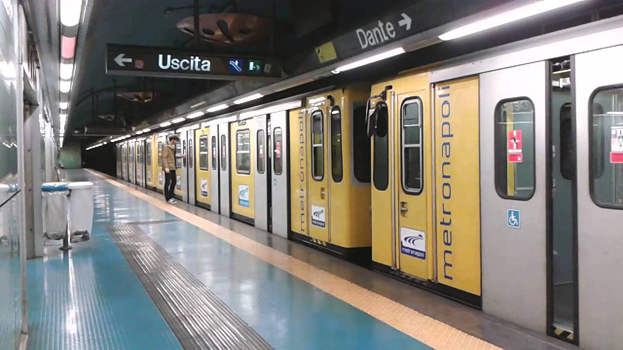 Metropolitana di Napoli