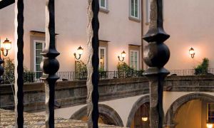 Palazzo Caracciolo di Santobuono