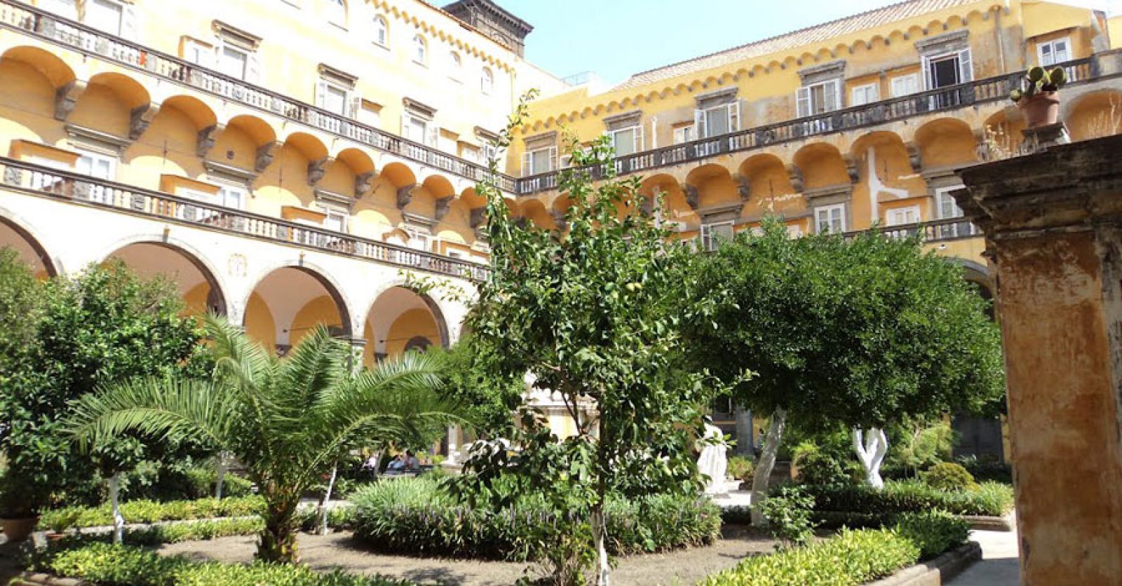 Chiostro della Chiesa di San Gregorio Armeno