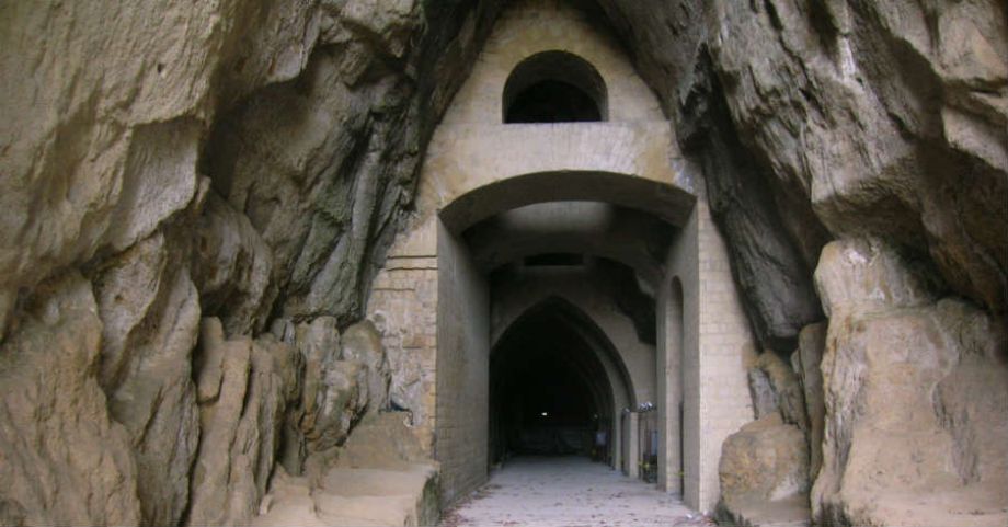 Crypta Neapolitana