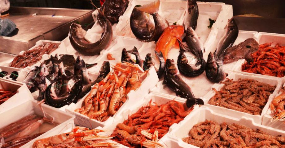 Mercato del pesce a Pozzuoli