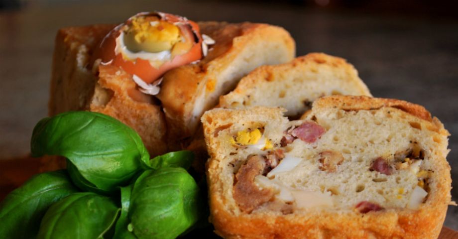 Il Casatiello napoletano